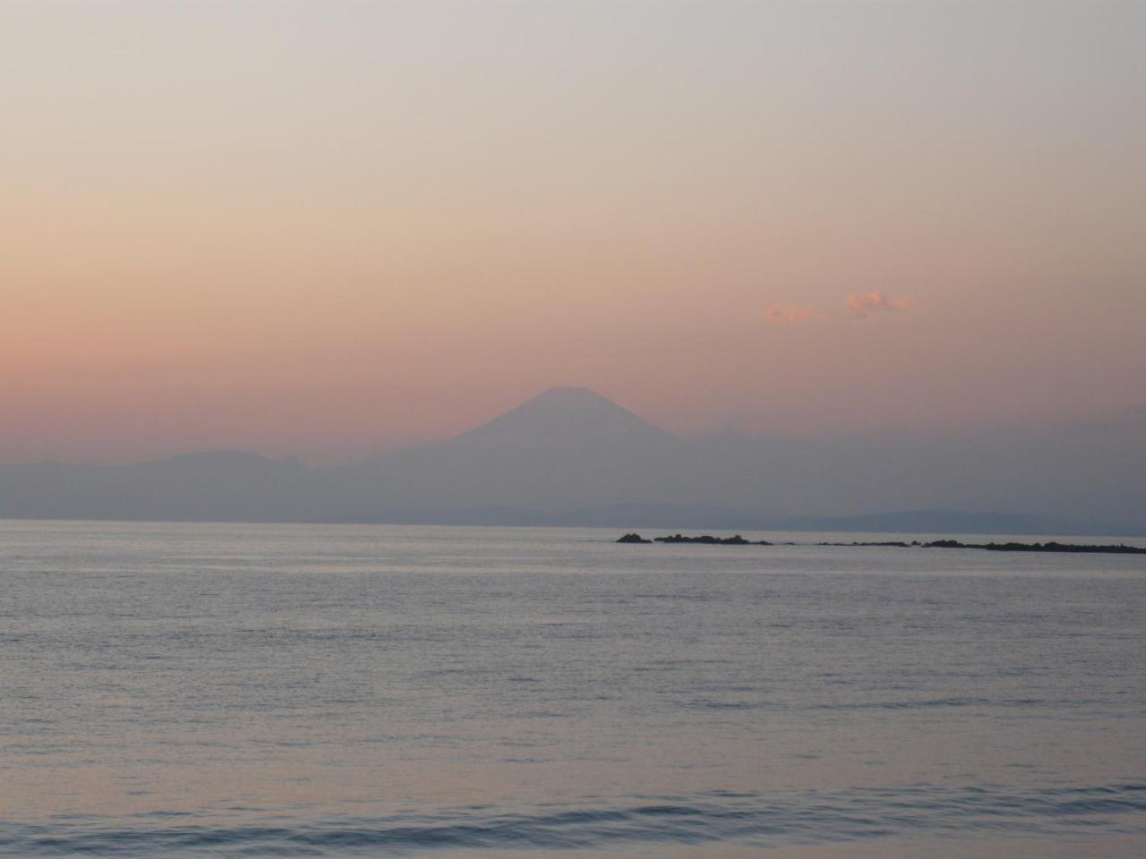 Hayama Isshiki Beach House -葉山 一色海岸の家 - ペット可 Ngoại thất bức ảnh